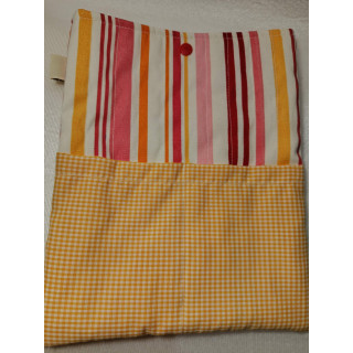 Funda de Libro Mediana con Interior Vichy Amarillo y Bolsillo | Hilos de Vida