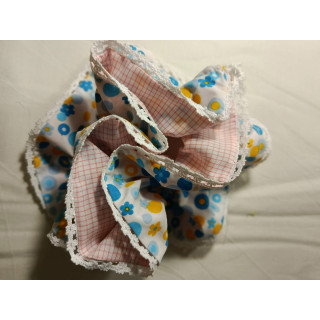 Coletero Jardín Fucsia con puntilla | Cuadros y flores combinados